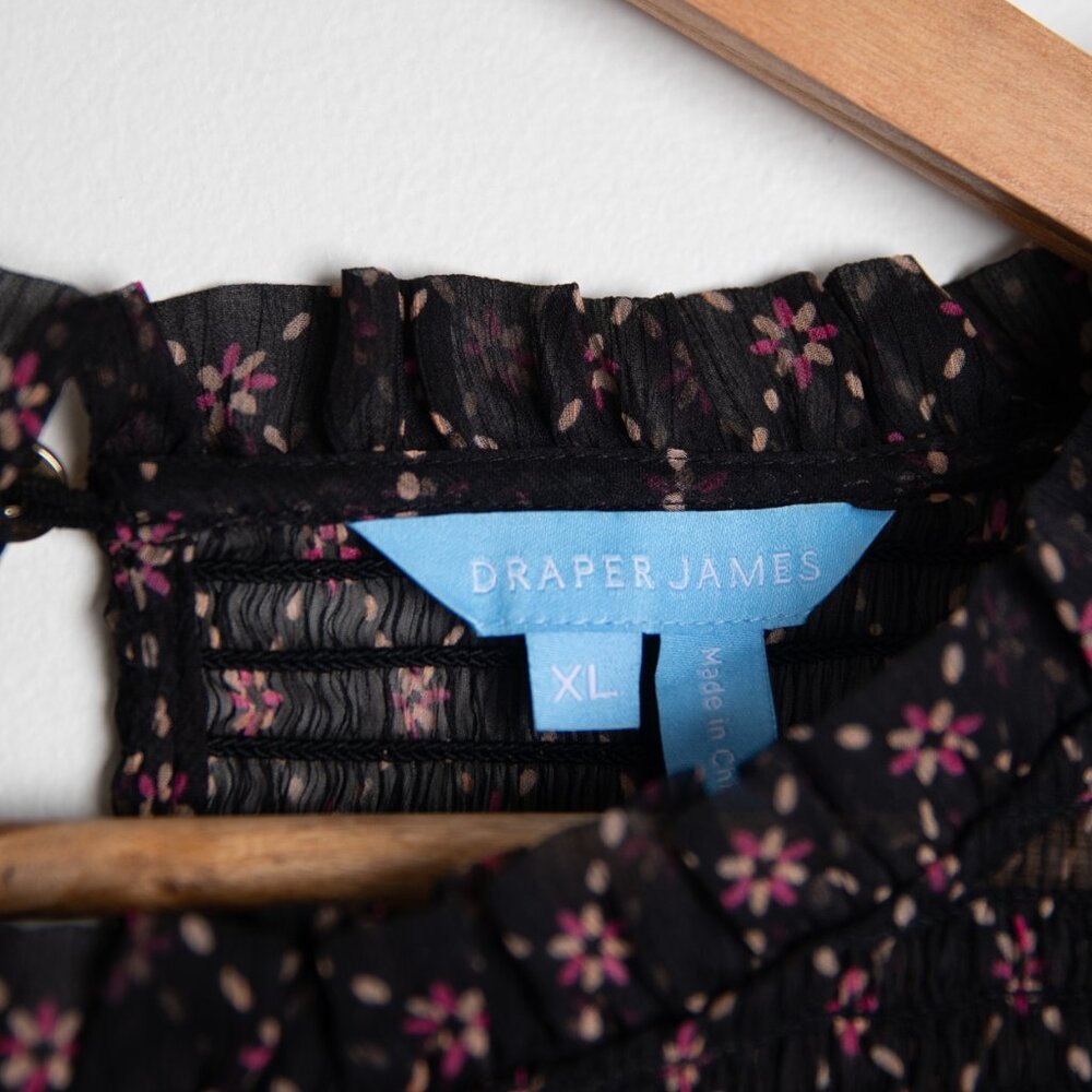 blouse - Picture 4 of 5